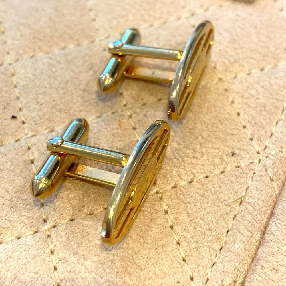 Swank Gold Oval Cufflinks